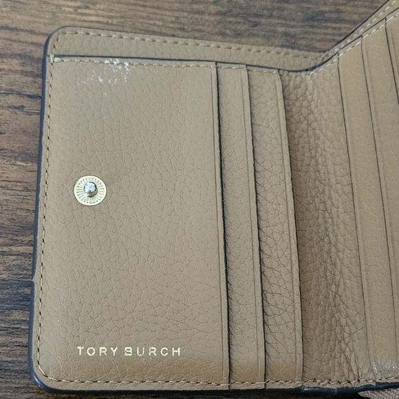 Tory Burch Bifold Britten Leather Wallet - Picture 11 of 12